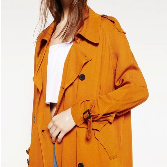 Zara Jackets & Blazers - Zara Mustard Thin Coat size XS